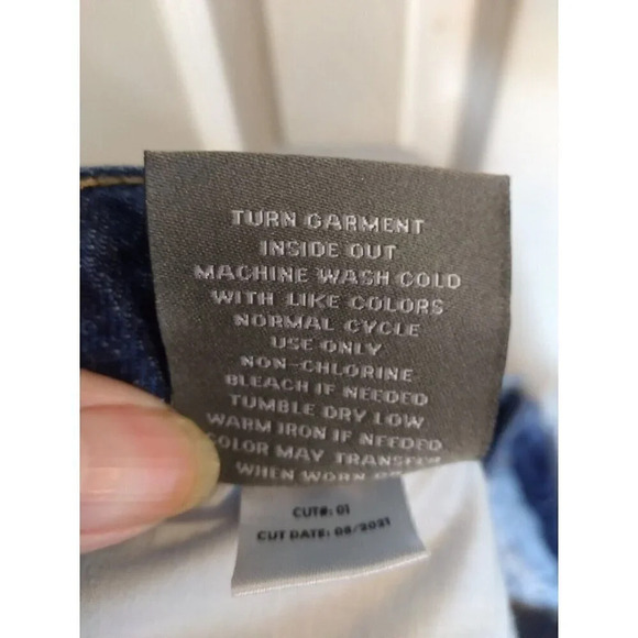 Torrid Distressed Jeans Button Fly Raw Hem High Waisted Sz 24S - Picture 12 of 12